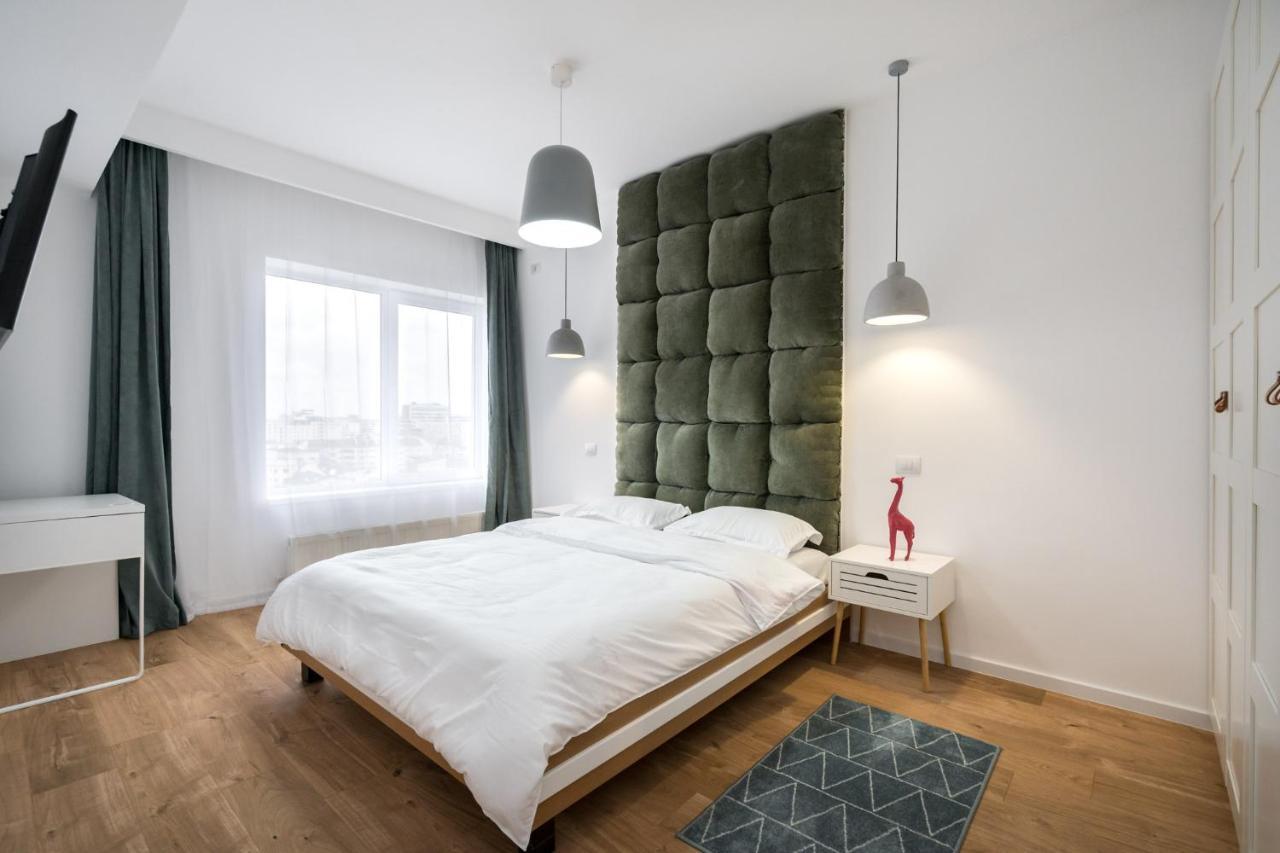 Jungle Escape - Luxe 1-Br Haven In Bucharest Appartement Buitenkant foto