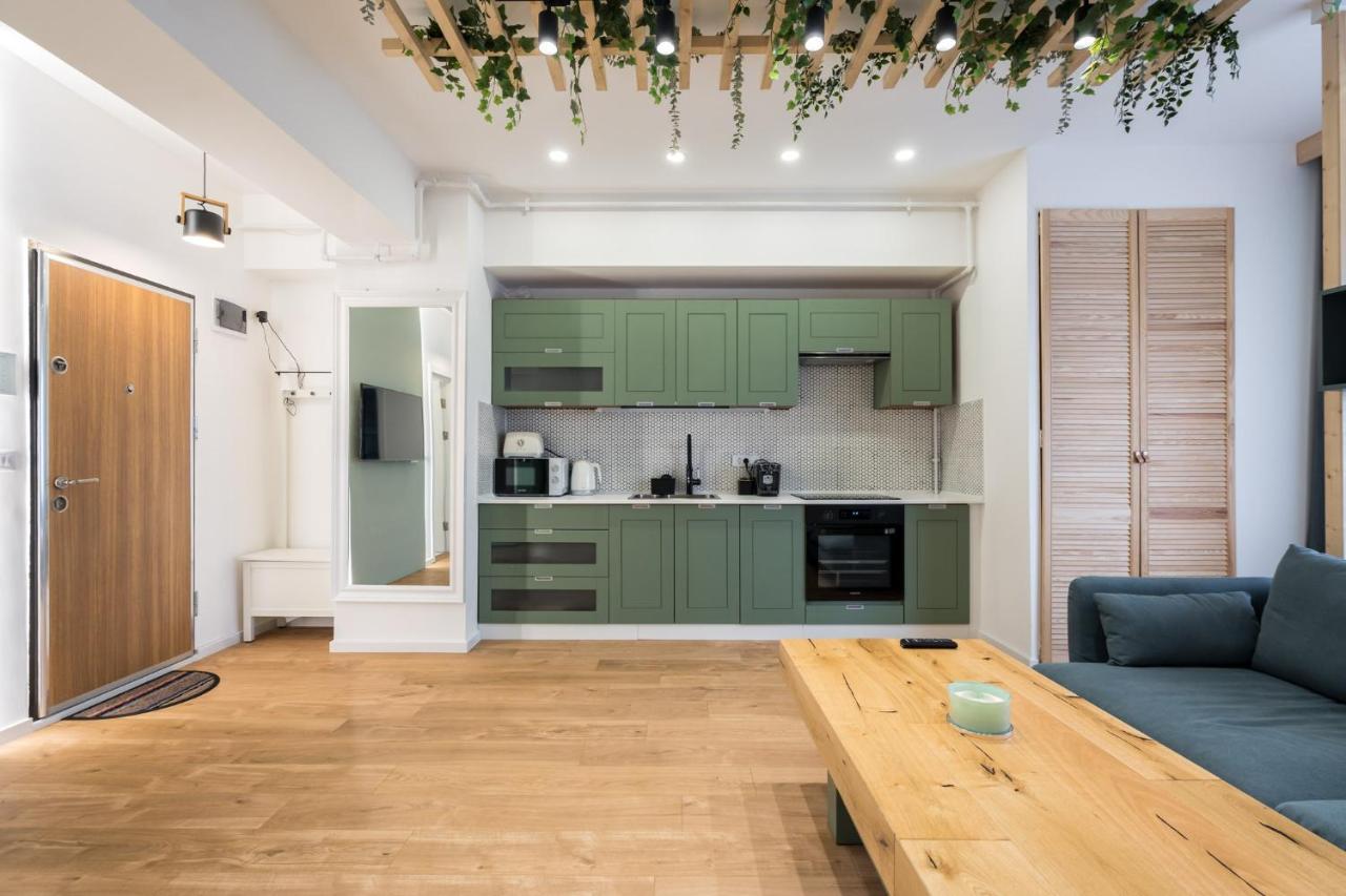 Jungle Escape - Luxe 1-Br Haven In Bucharest Appartement Buitenkant foto