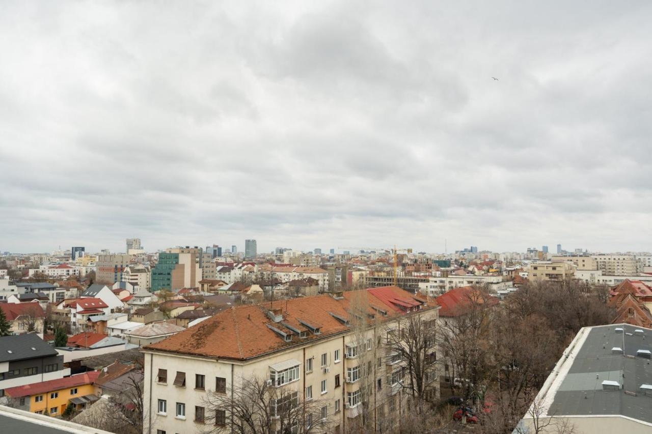 Jungle Escape - Luxe 1-Br Haven In Bucharest Appartement Buitenkant foto