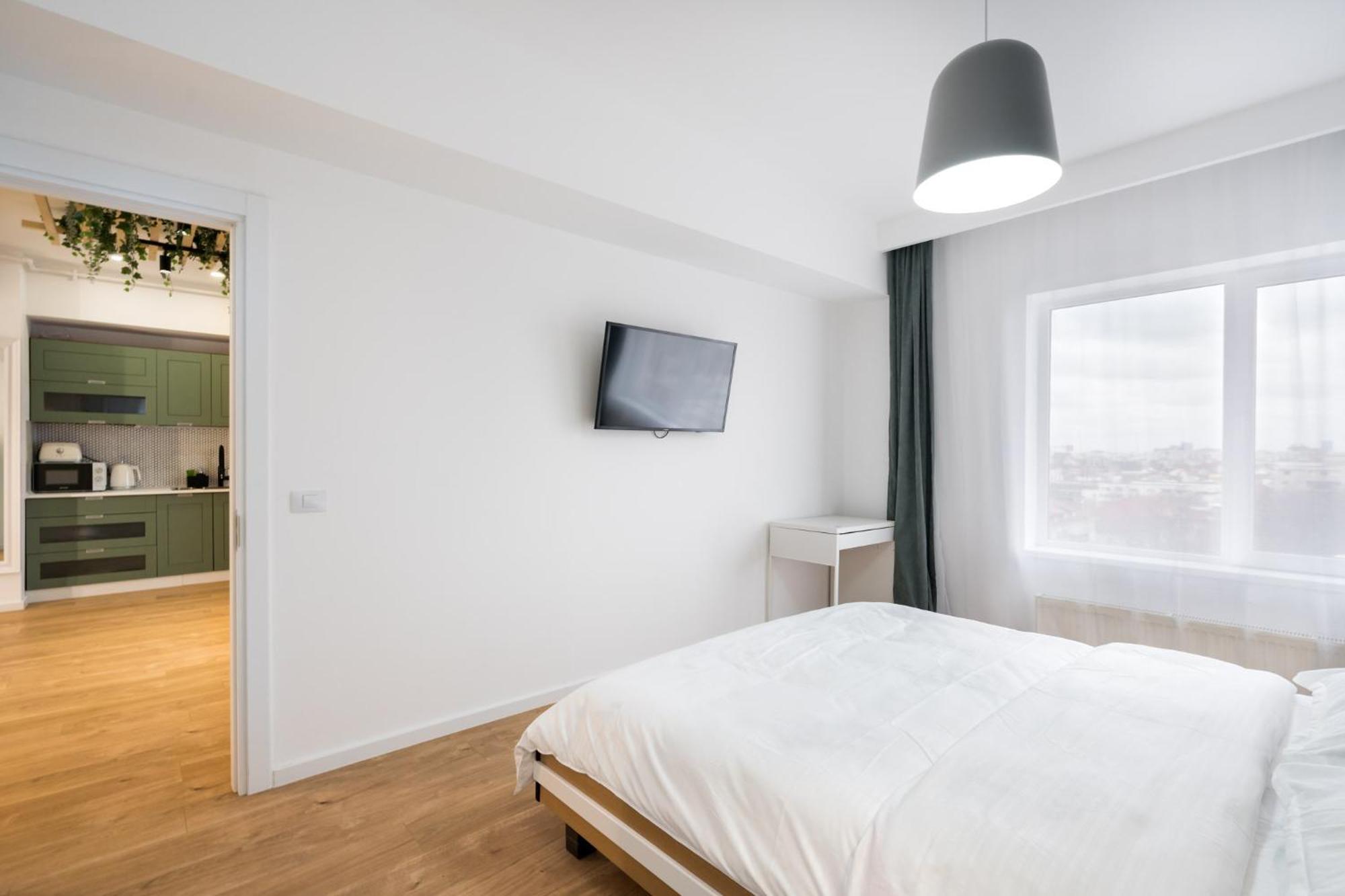 Jungle Escape - Luxe 1-Br Haven In Bucharest Appartement Buitenkant foto